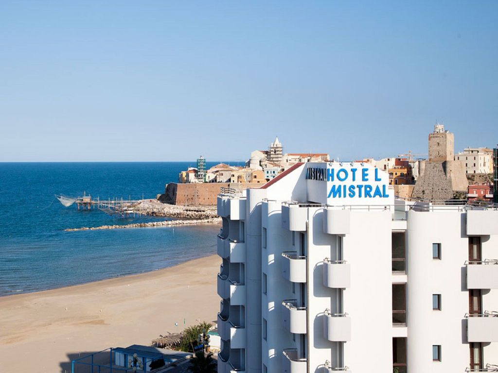 Mistral Hotel