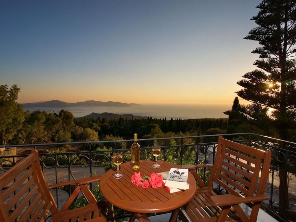 Studios Vrionis Panoramic Sunset