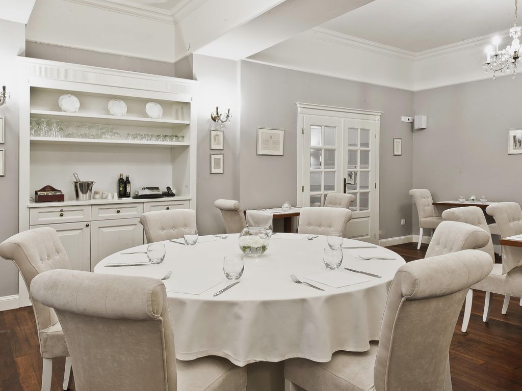 Schanel Residence Hotel