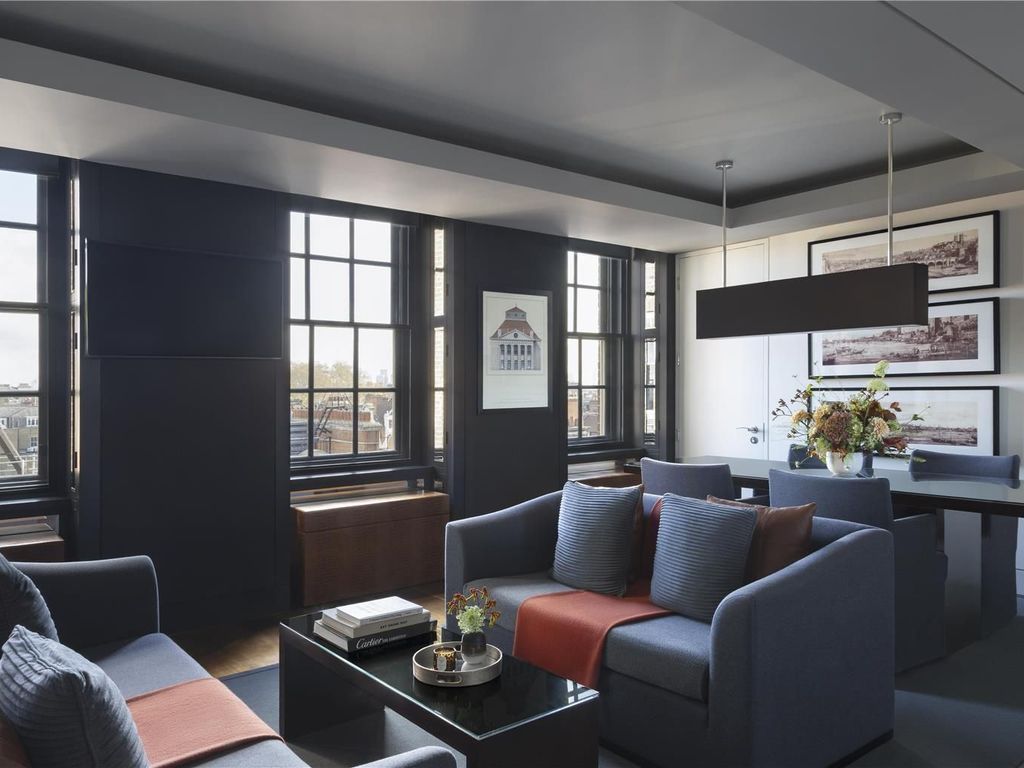 Grosvenor House Suites