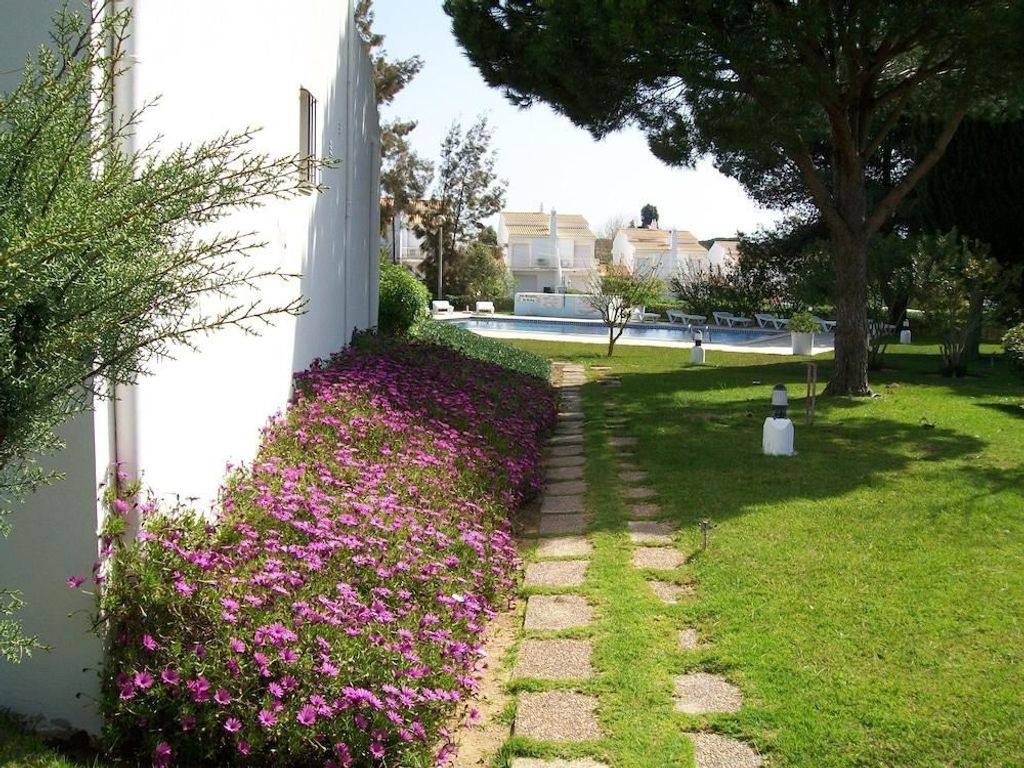 Apartamentos Vale de Carros by Portugalferias