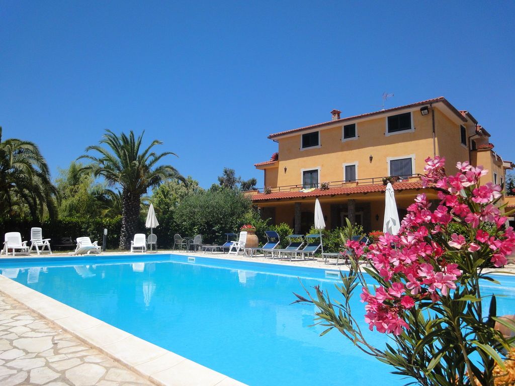 Villamirella