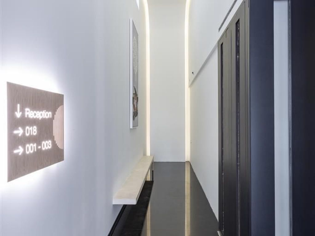 La Suite West