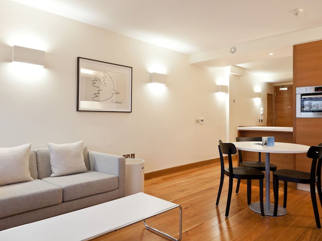 Blueprint Apartments - Turnmill Street Blueprint Apartments