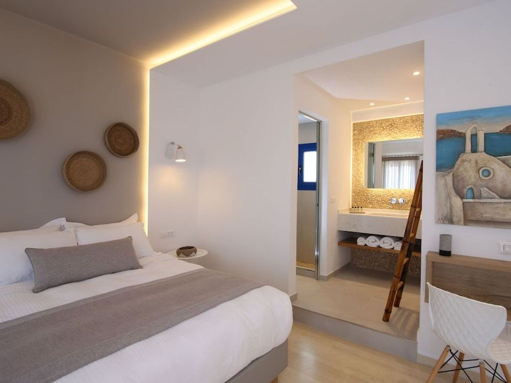 Louis Studios Hotel