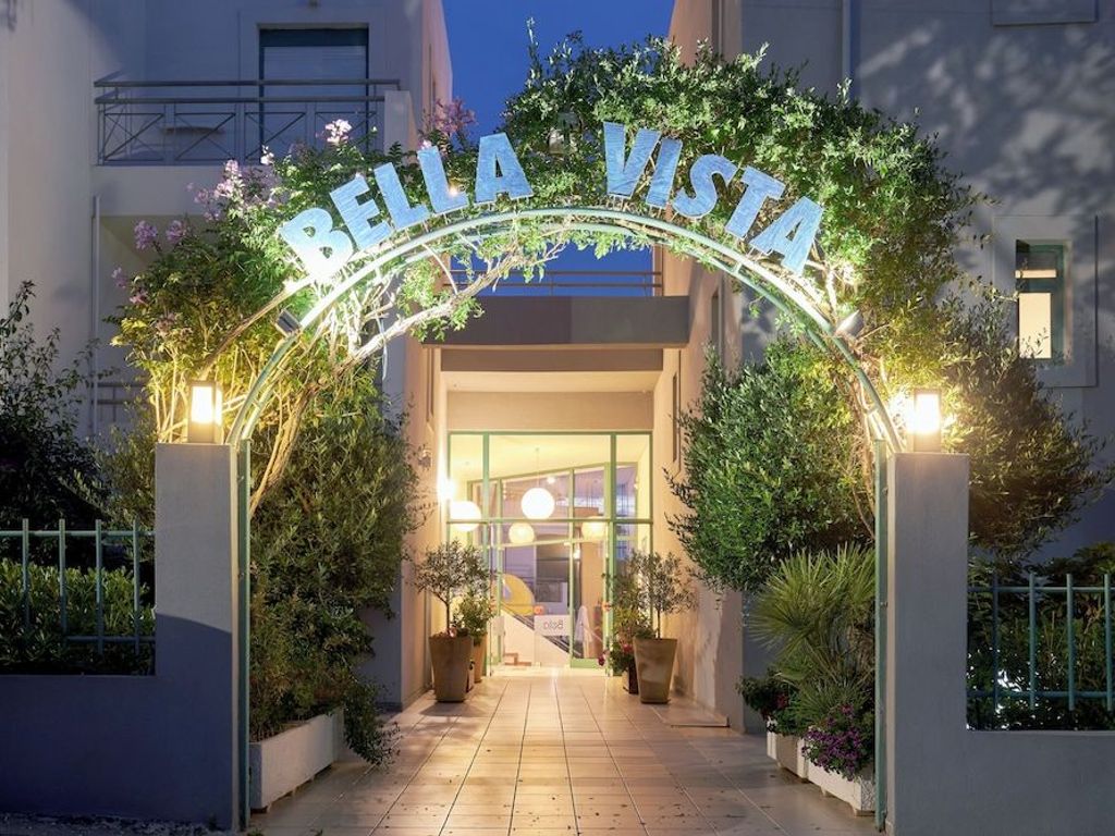 Bella Vista Hotel by Checkin