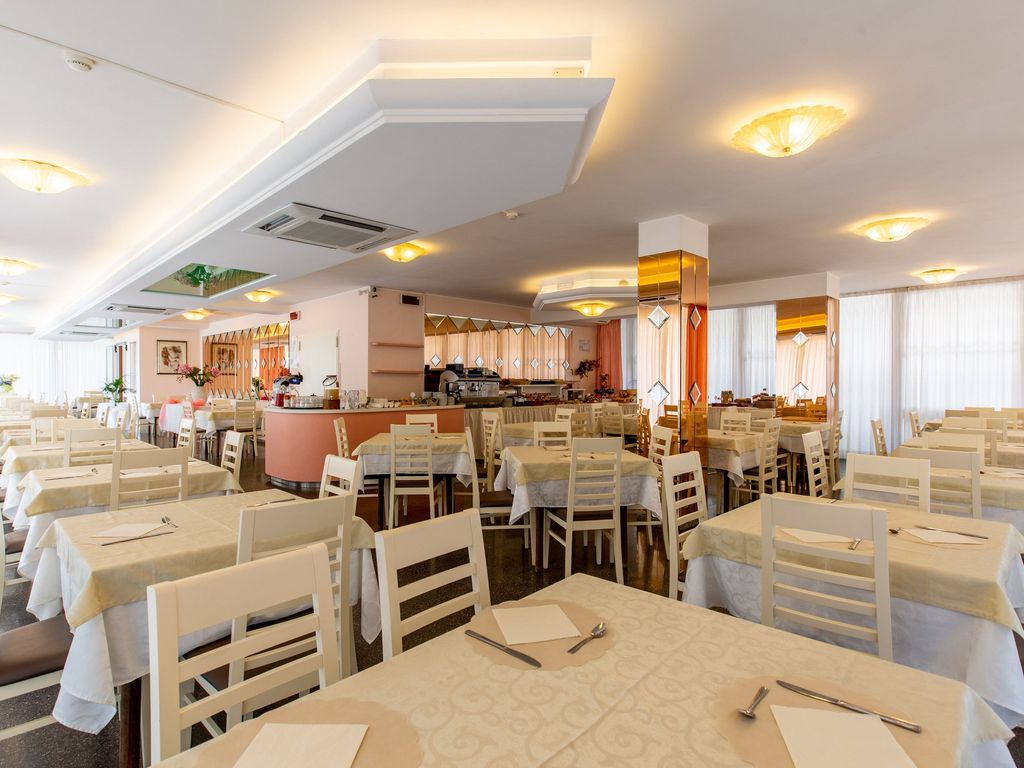 Raffaello Hotel