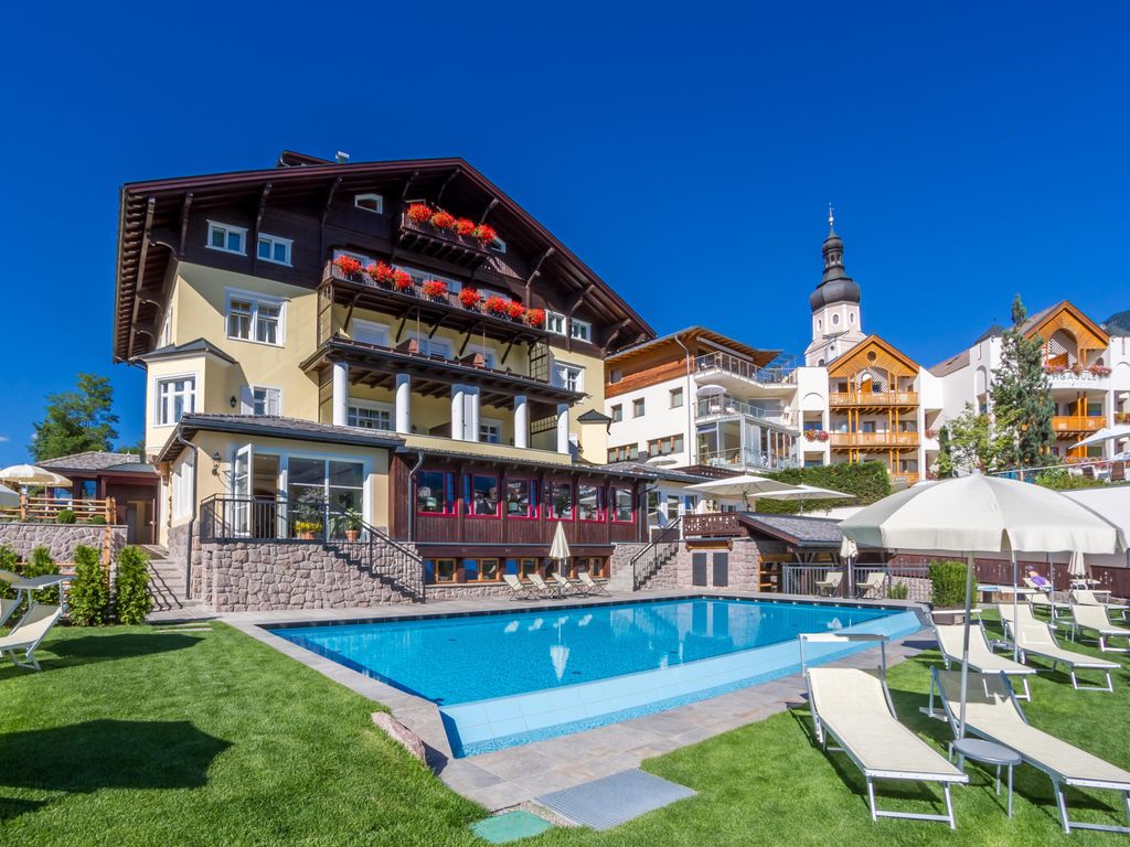Kastelruth Hotel Villa