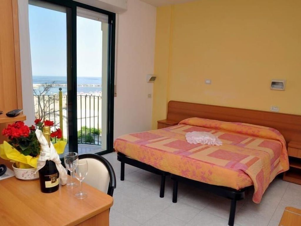 Hotel Emilia