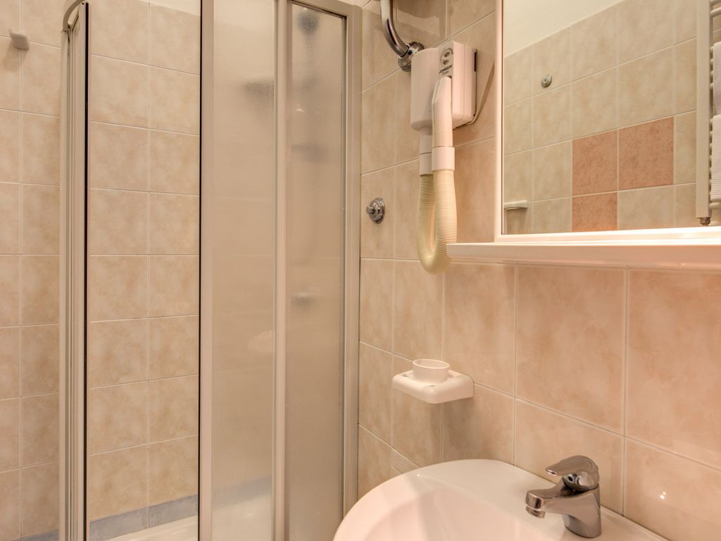 Salandra Rome Suite