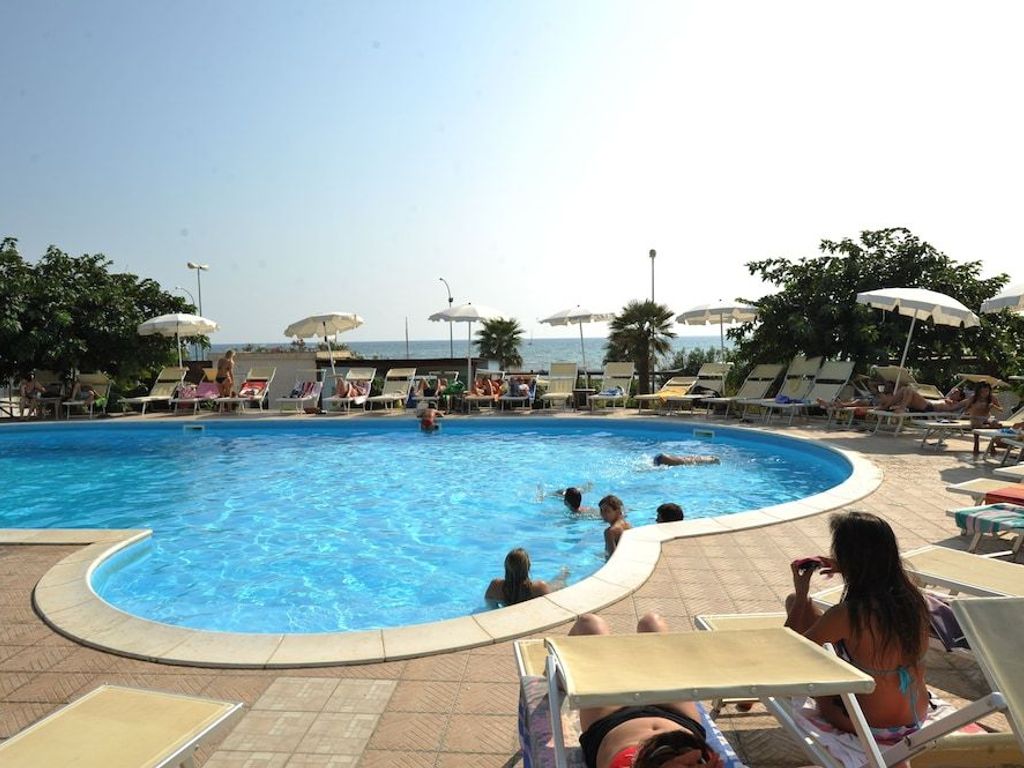 Villaggio Club Eden