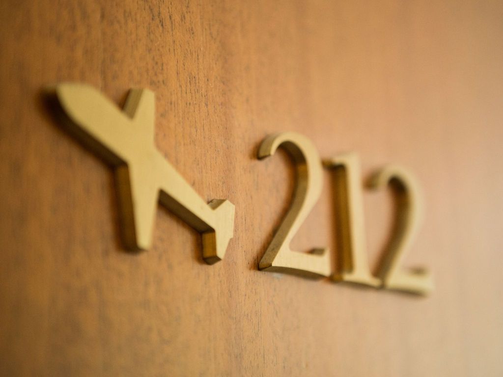 Pilot Airport Hotel
