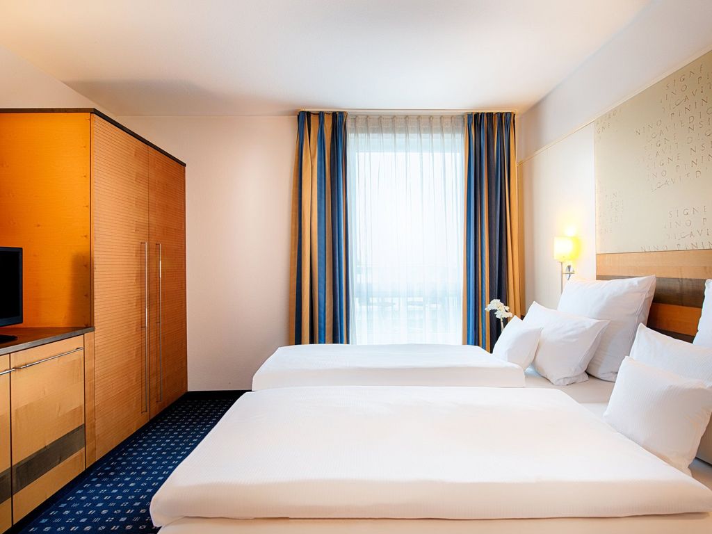 Welcome Hotel
