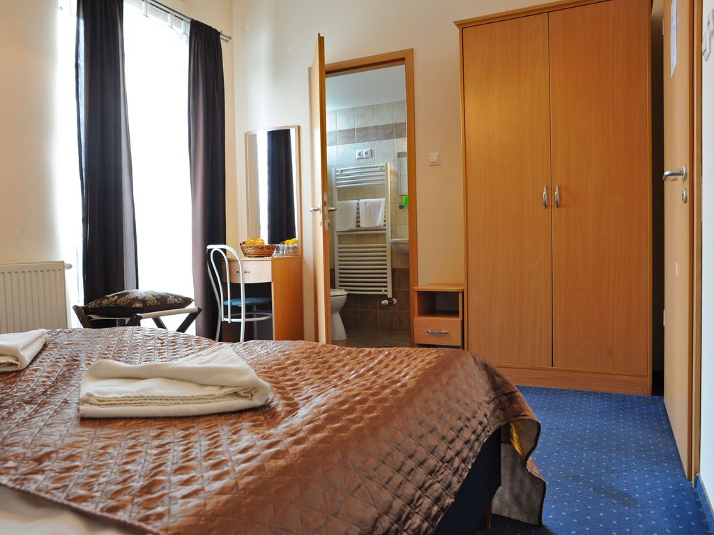 Hotel Rose City