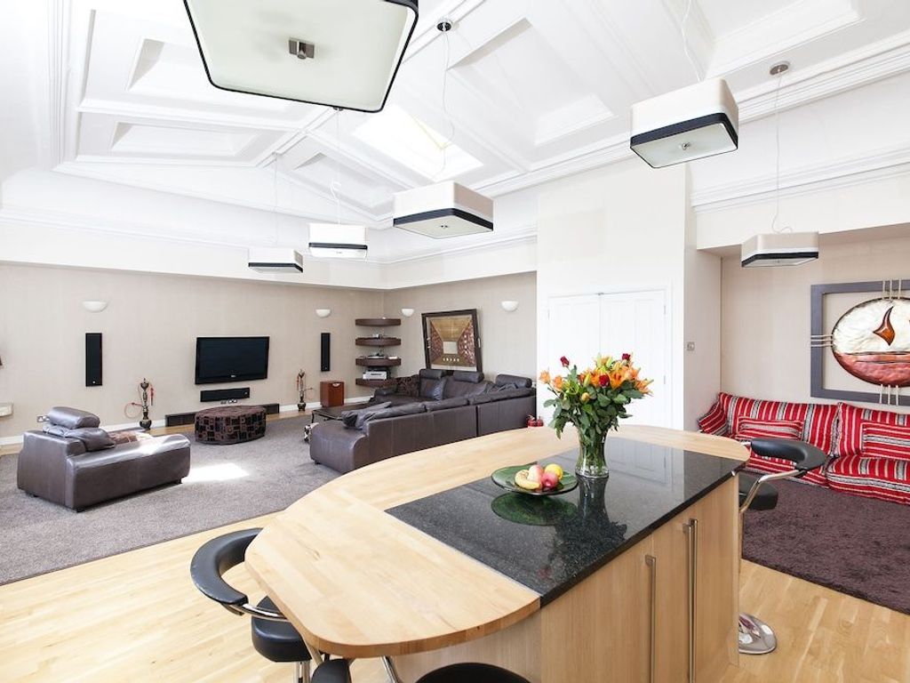 Burnets Apartments
