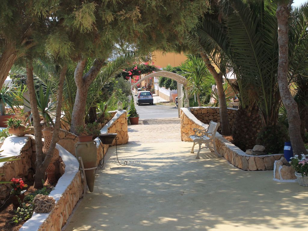 Hotel Luagos Club