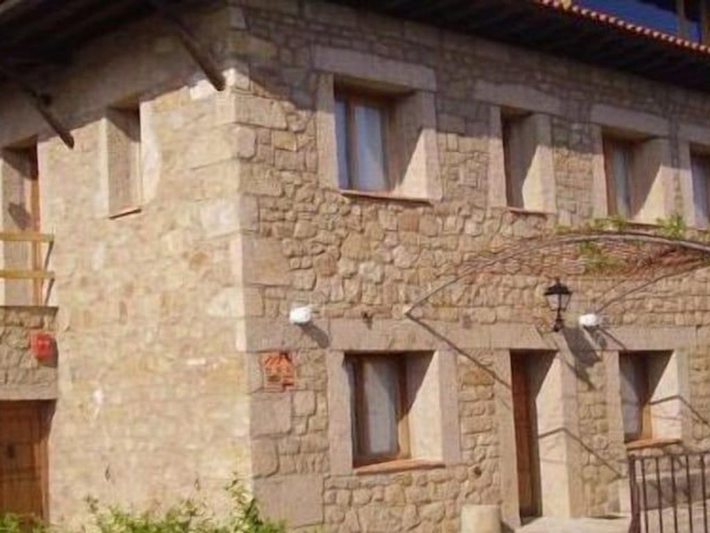 Hotel Casa Rural Ropino