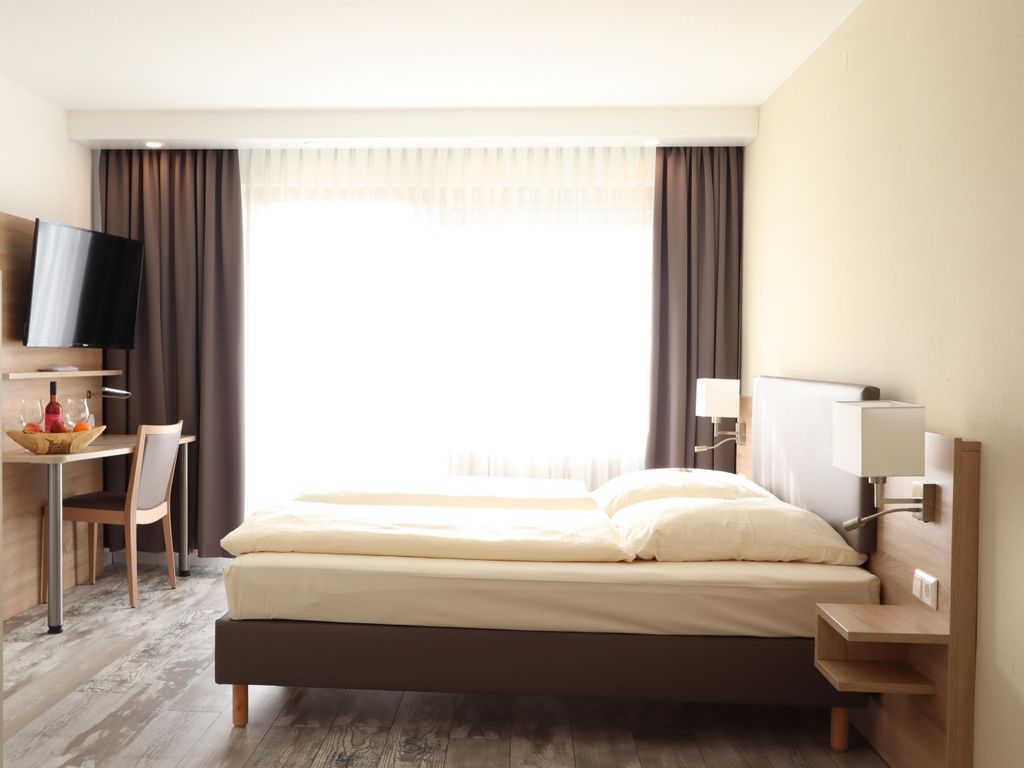 Kemnater Hof -APARTMENTS-