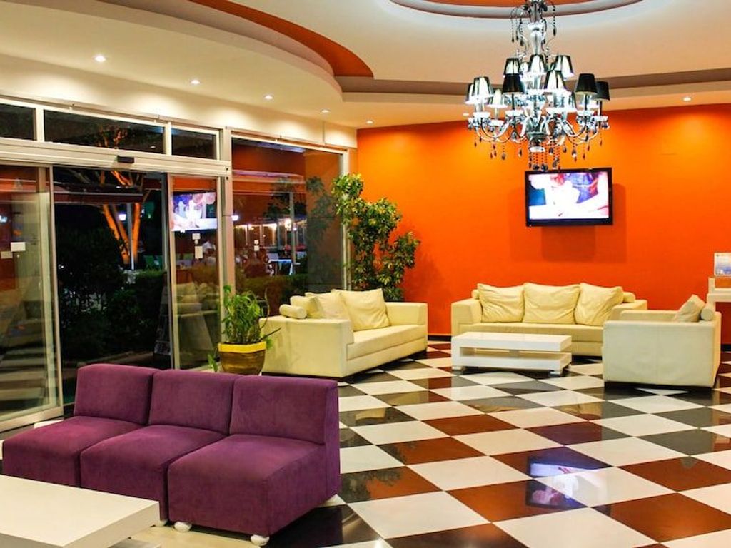 Ark Suite Hotel