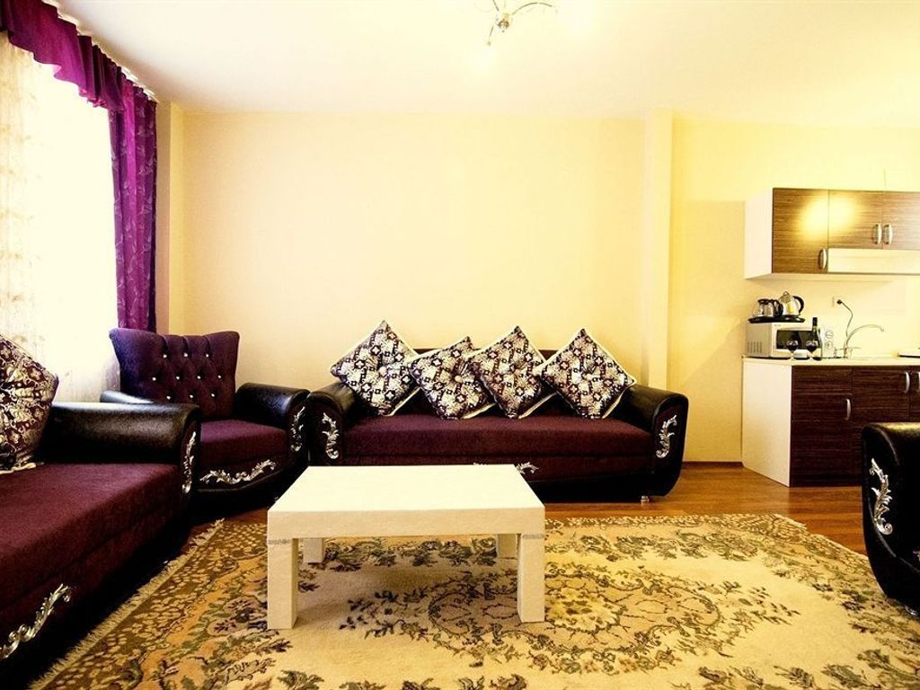 By Pera Suites