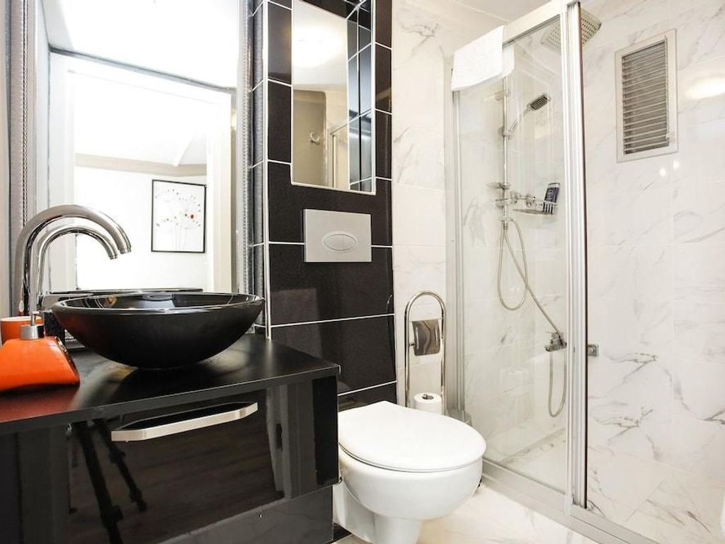 Detay Suites