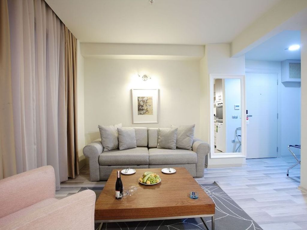 Home Stay Home Sisli