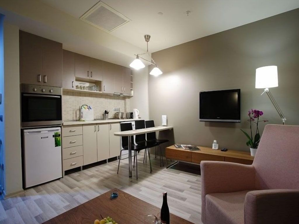Home Stay Home Sisli