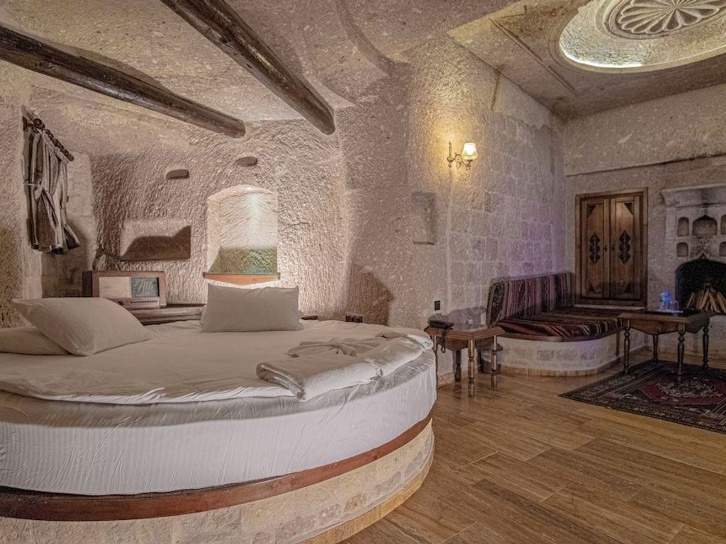 Kemerhan Hotel & Cave Suites