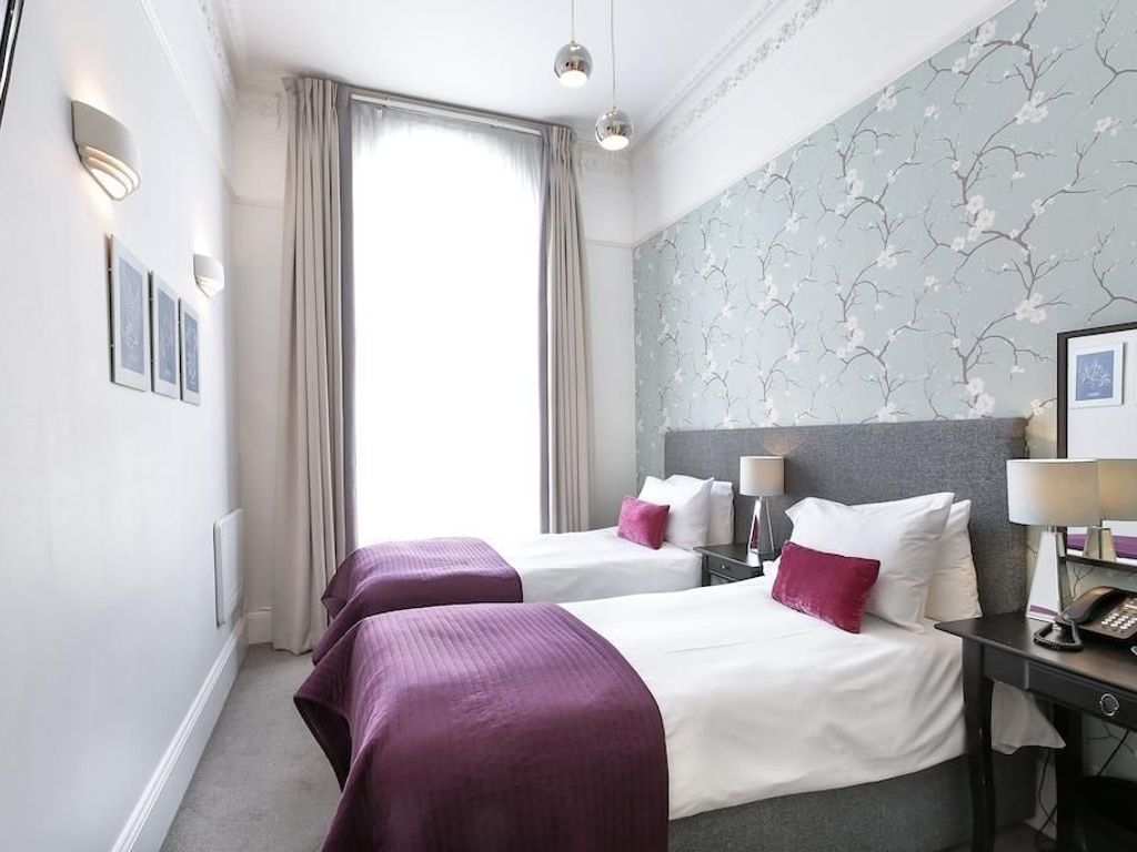 Notting Hill by CAPITAL