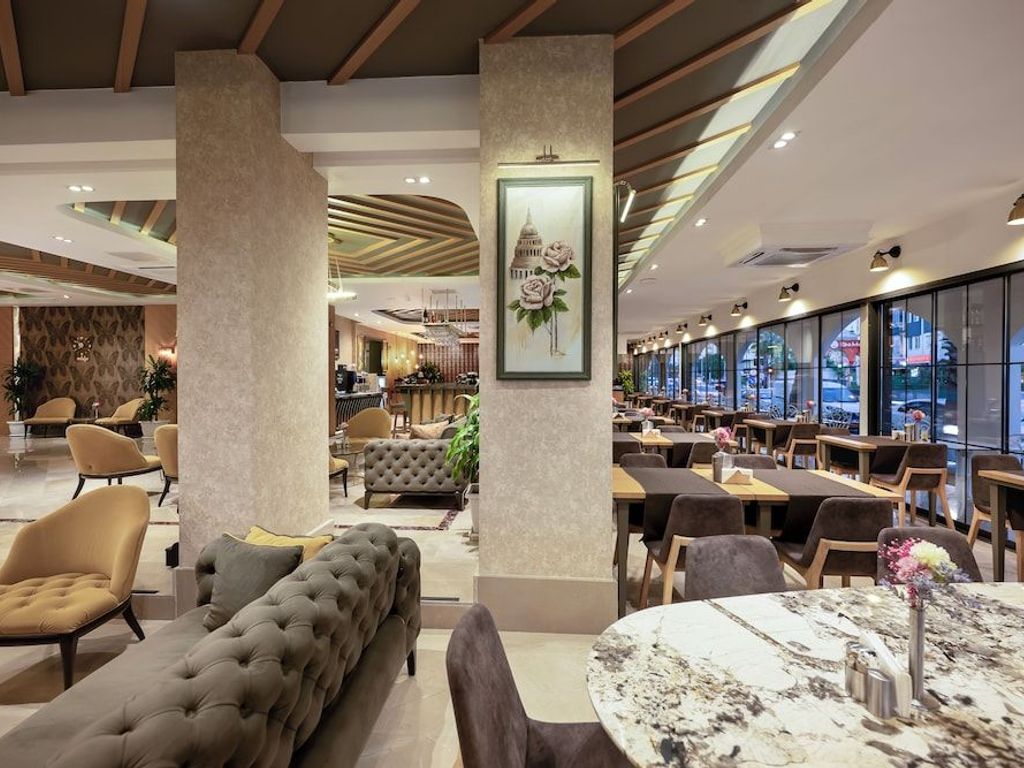 Sealife Lounge Hotel - Adult Only