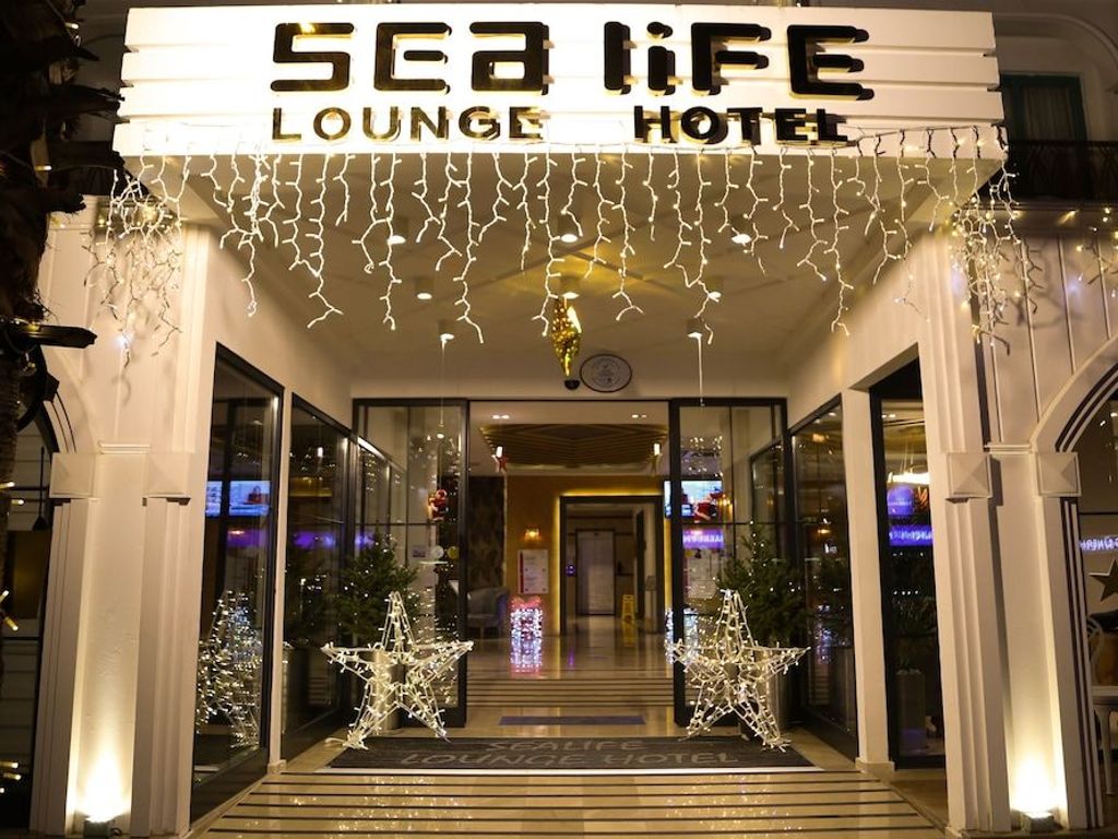 Sealife Lounge Hotel - Adult Only