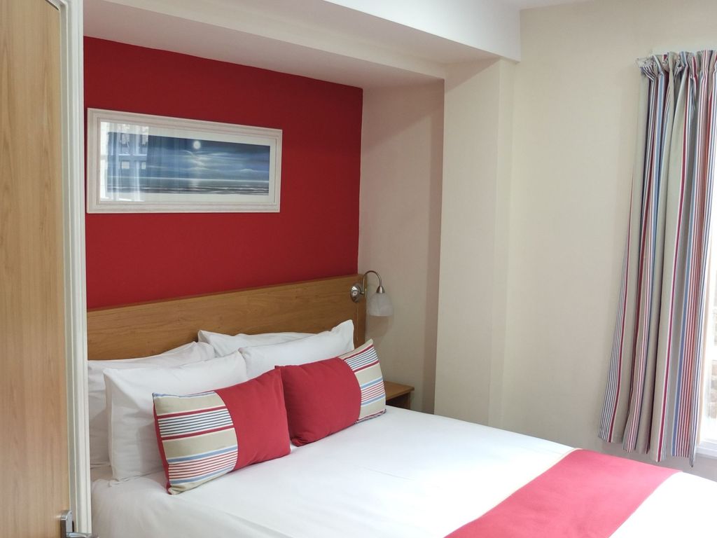 Le Ville Hotel