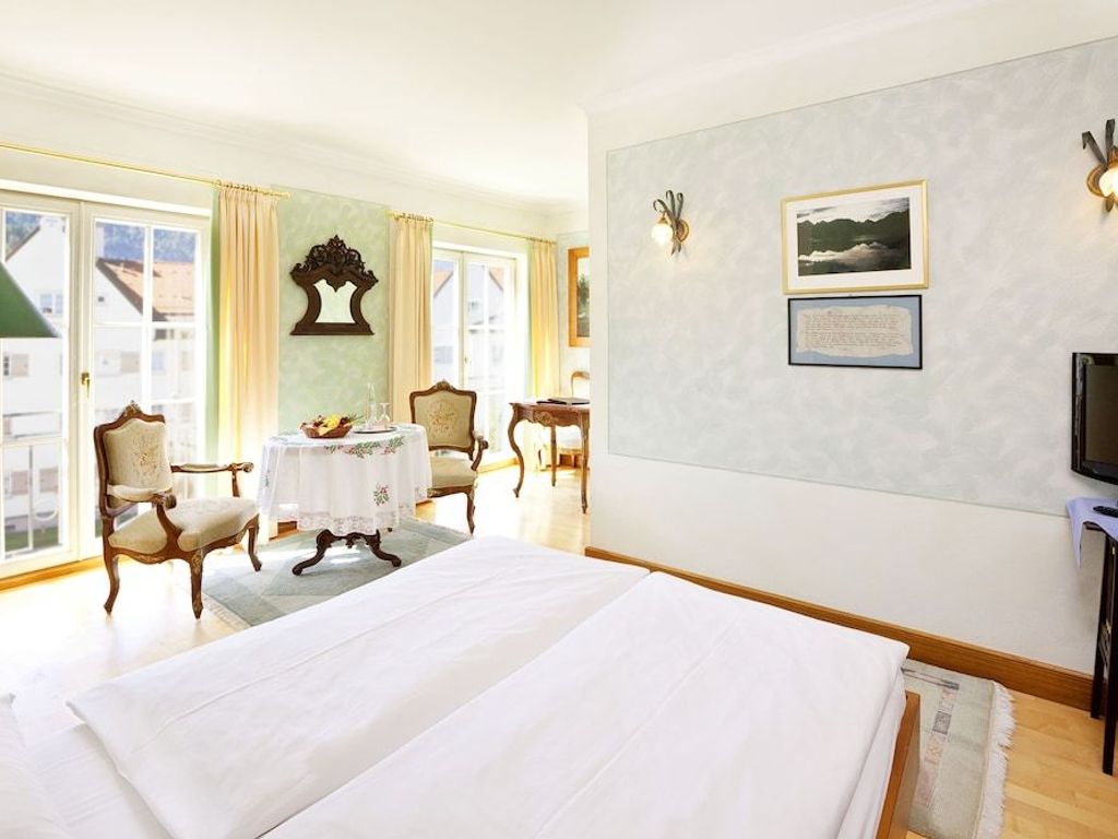 Hotel Hirsch