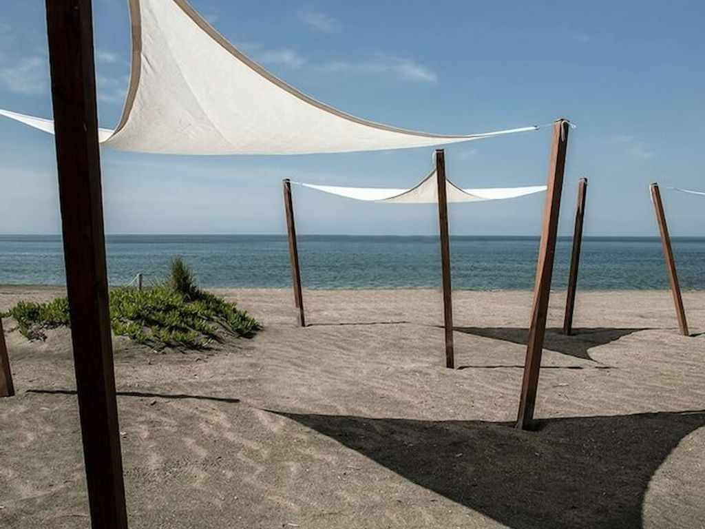 Baron Beach Hotel