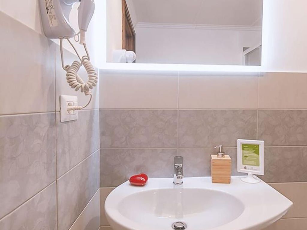 Baron Beach Hotel