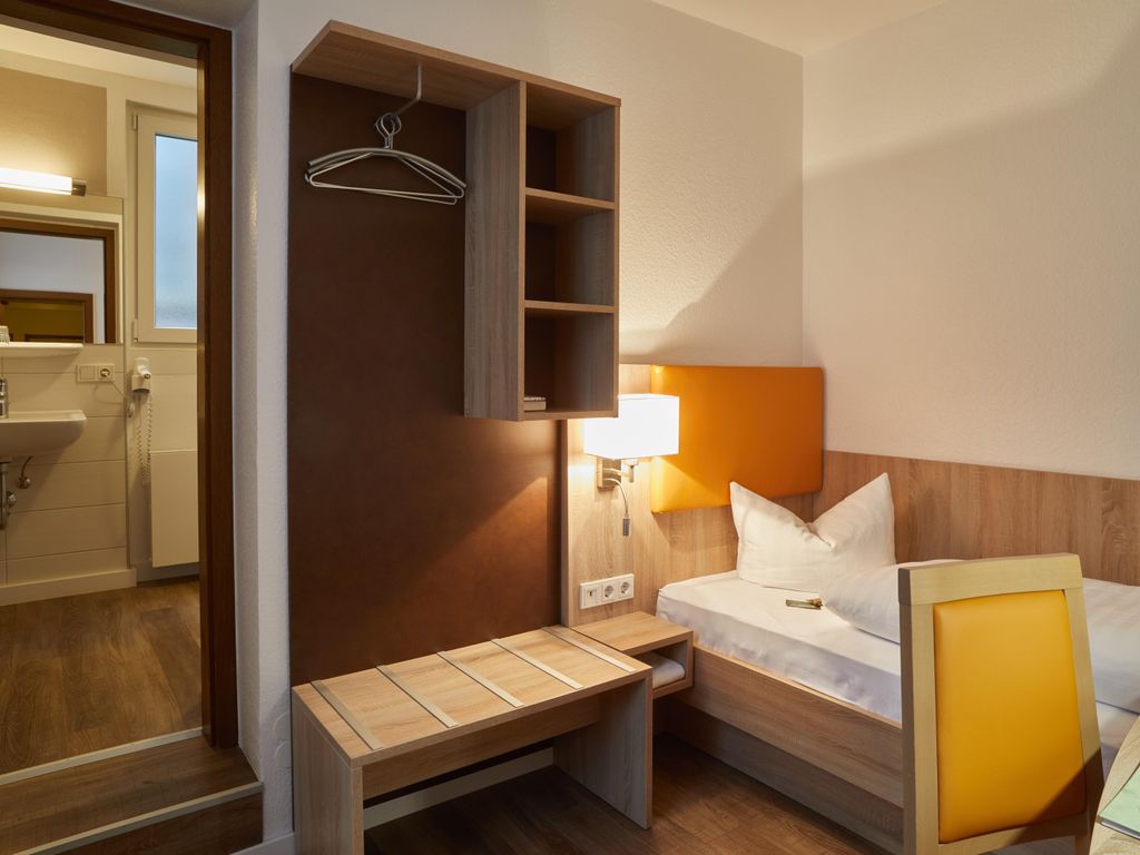 Zur Traube Garni Hotel