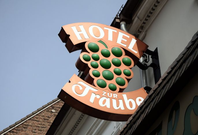 Zur Traube Garni Hotel
