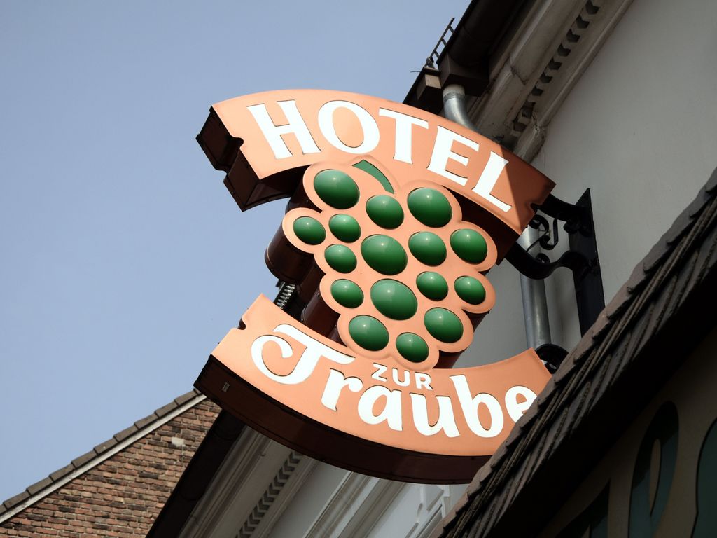 Zur Traube Garni Hotel