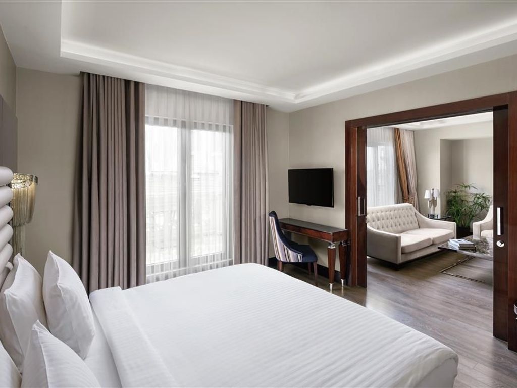 DoubleTree by Hilton Istanbul Gayrettepe