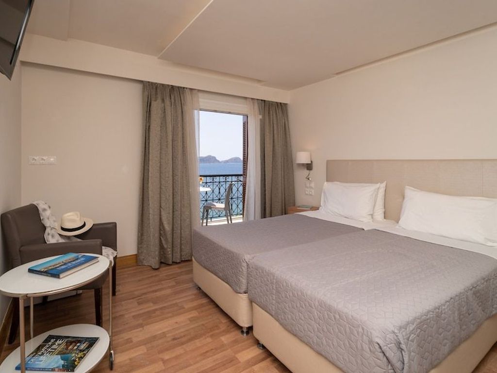 Karalis City Hotel