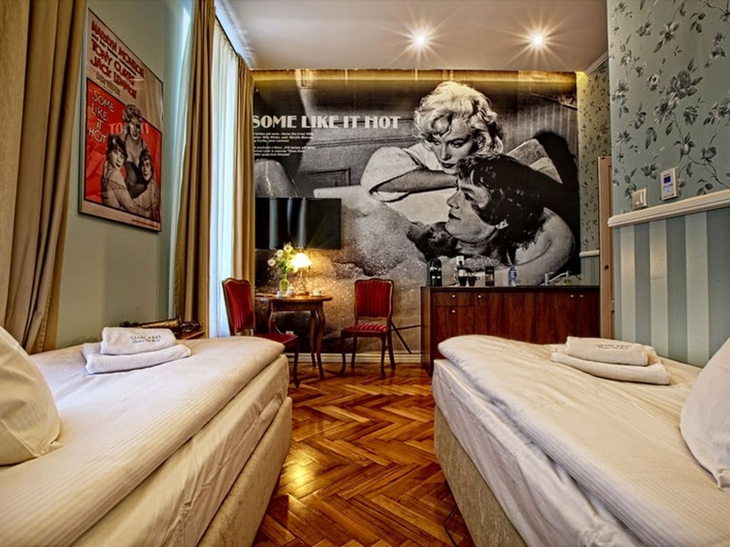 Stare Kino - Cinema Residence