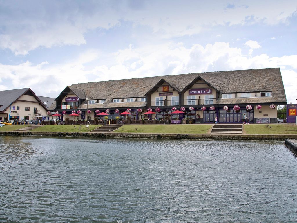 Milton Keynes (Willen Lake)