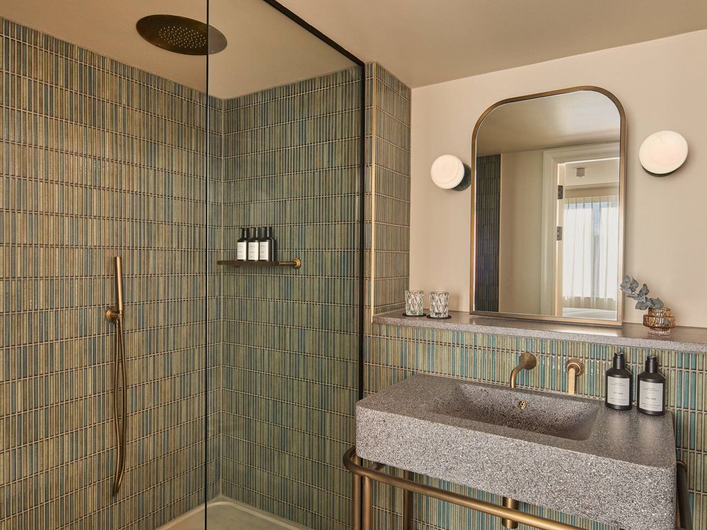 Hotel Indigo LONDON K WEST SHEPHERD'S BUSH by IHG