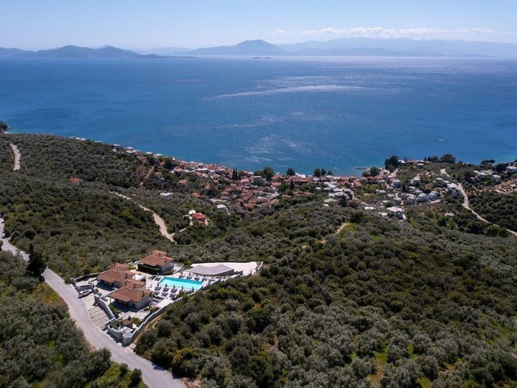 Karavia Lux Inn