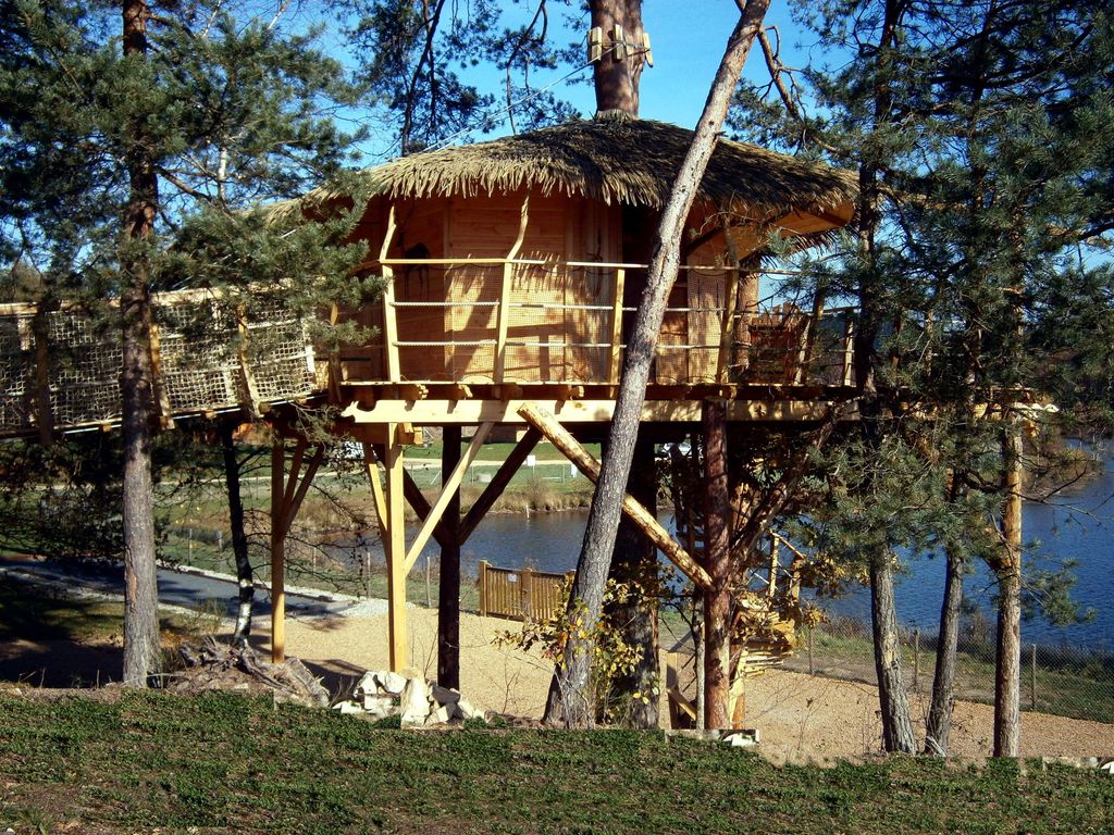 Le Domaine des Monédières D 26