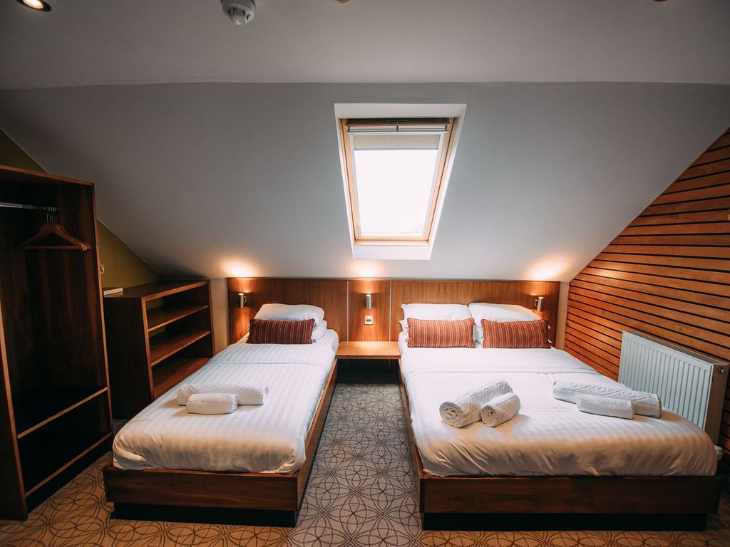The Commercial Hotel Manorview Hotel Group