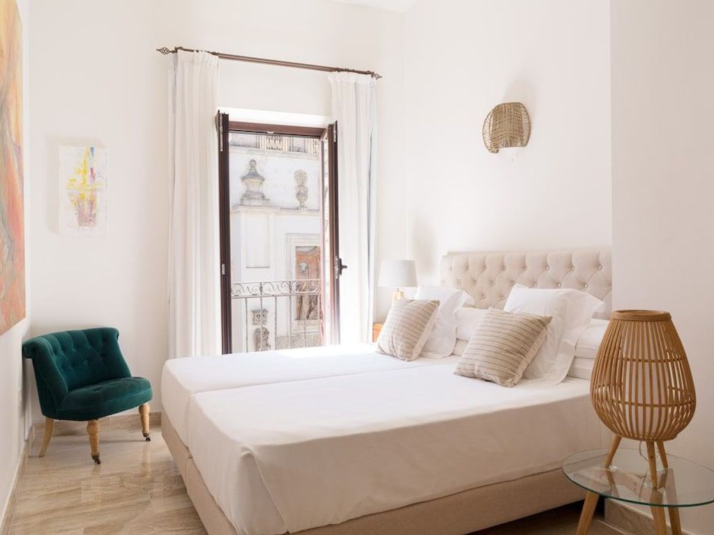 Puerta Catedral Apartments