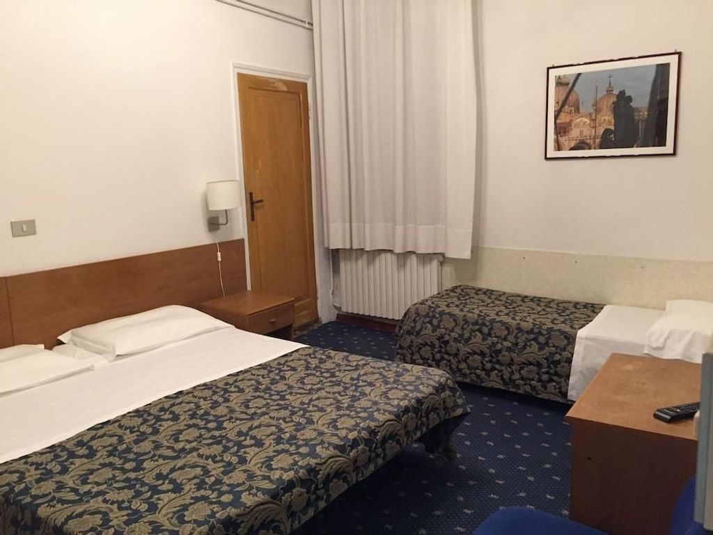 Hotel Caneva