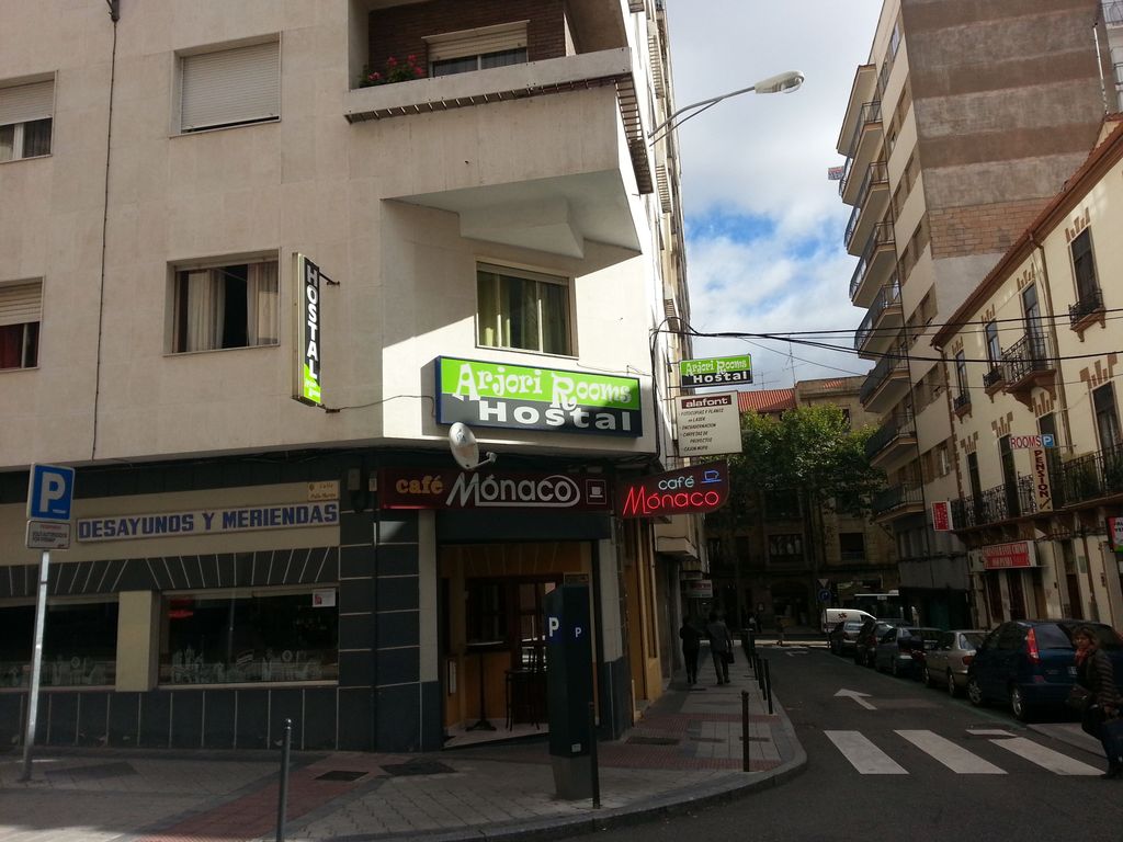 Arjori Rooms Hostal