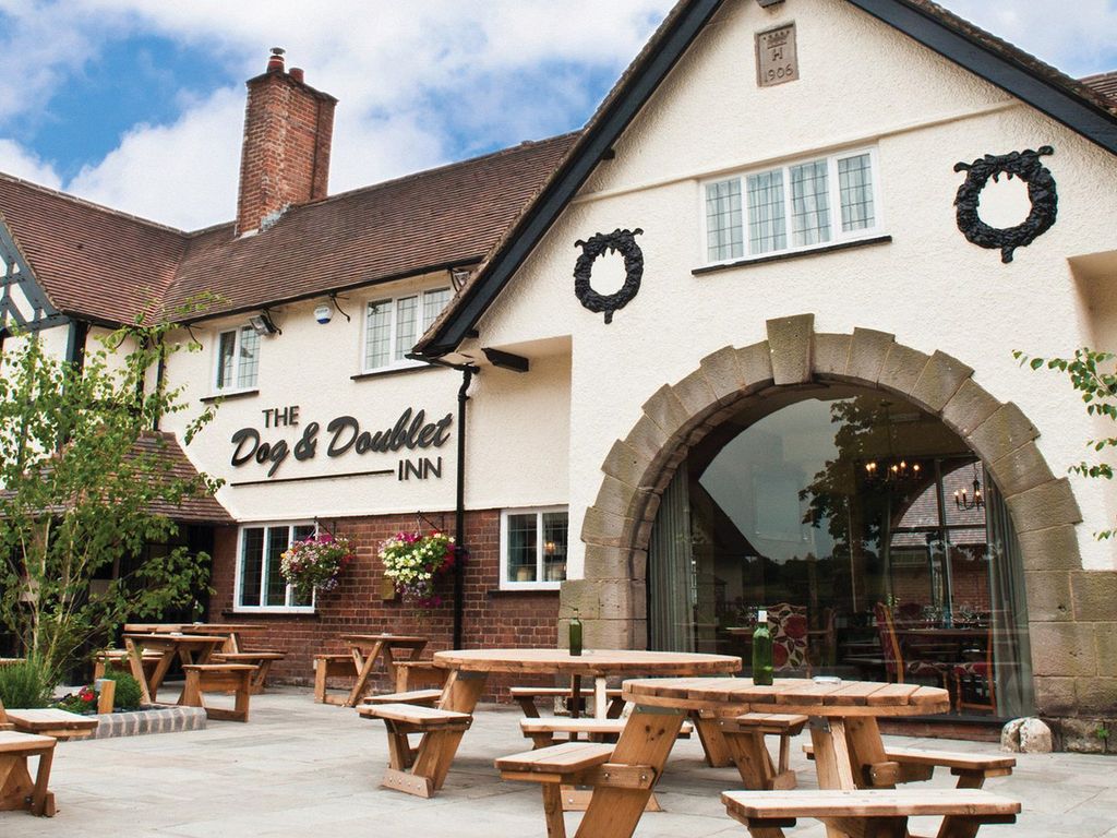 Dog and Doublet Inn